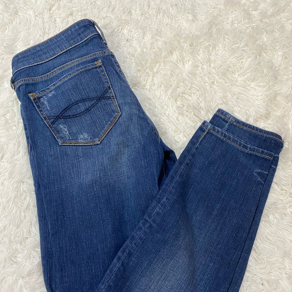 Vintage Abercrombie medium wash distressed skinny jeans